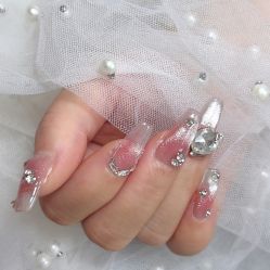 -UN·桃喜日系美睫美甲