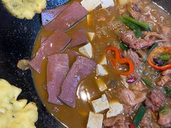 -六州府地锅鸡·农家菜·龙虾(未来科技城店)