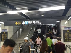 -陆家浜路(地铁站)