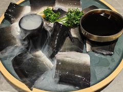 -草家酱蟹炭火烤肉店(珲春南路一店)
