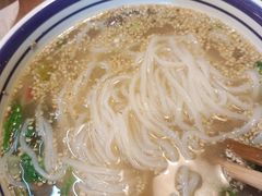 -云阿蛮云南生烫牛肉米线(奉贤路店)