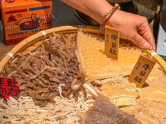 -毛肚向右·川渝毛肚王(经开永旺店)