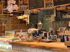 -Common Table · Brunch & Coffee