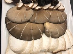 菌菇拼盘-清真·京华源铜锅涮肉(丰庆店)