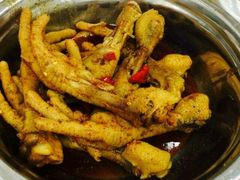 -二孃鸡爪爪(东郊记忆店)
