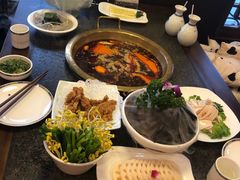 -小天鹅火锅·一线江景洪鼎旗舰店(洪崖洞店)