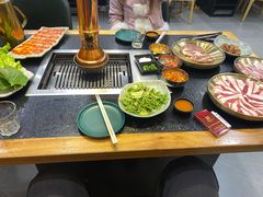 -臻牛烤肉