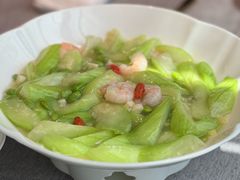 小嫩豆丝瓜配虾仁-秀儿四九城·新京菜(亚运村鸟巢店)