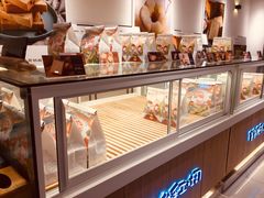 面包甜点陈列柜-爸爸糖吐司面包(重庆解放碑英利大融城店)