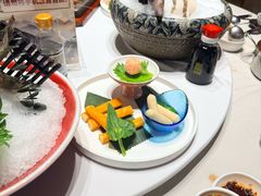 -红鼎豆捞·非遗鲍皇汤火锅(宝丰路店)