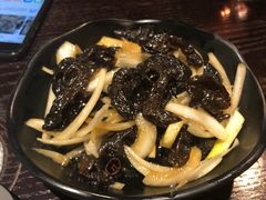 保罗木耳-HIHE Bistro·Oyster Bar(华熙live店)