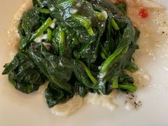 金瑶柱带子拌菠菜苗-宝丽轩中餐厅BAOLIXUAN
