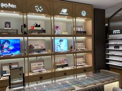 -茂昌眼镜(南京东路店)