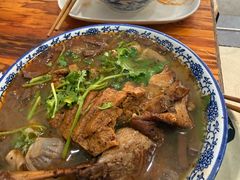 -叶新小吃店(来凤小区总店)