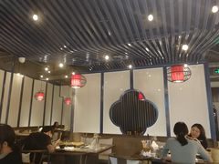 -尚尚仙·酸汤猪手·猪肚鸡火锅(华联万柳购物中心店)