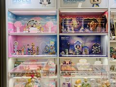 -泡泡玛特POPMART(上海环球港店)