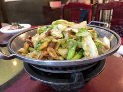 干锅手撕包菜-旭龙鱼头王(航华店)