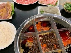 -邓莽子老火锅(中兴路总店)