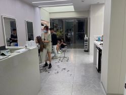 -PE SALON
