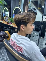 -藤野造型专业烫染接发