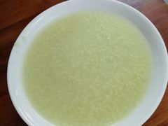 小米粥-宝瑞门钉肉饼店