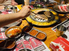 -青瓦炭韩潮烤肉(花园道店)
