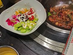 -挂旗柴锅鸡(蚌山区嘉年华店)