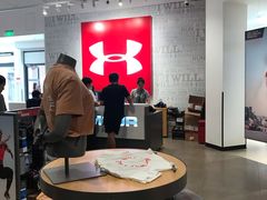 -UNDER ARMOUR(新燕莎奥莱店)