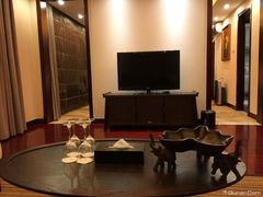 -中家鑫园温泉酒店鑫悦汤泉