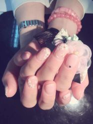 -EMILY艾枚莉美甲美睫·美颜·现磨咖啡