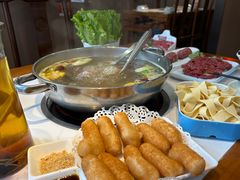 -乡土黄·鲜牛肉火锅·小龙虾(兴业街店)