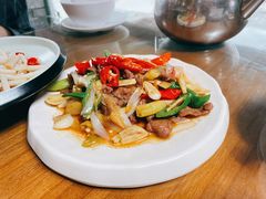 -隔壁老王·家常云南菜(花巷店)