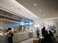 -喜茶(杭州滨江宝龙店)