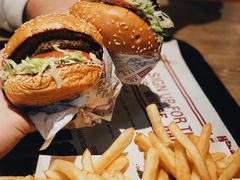 -The Habit Burger Grill 哈比特汉堡(复兴soho店)