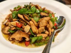 -渝是乎酸菜鱼(龙旗购物中心店)