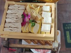 -滇釜火锅·能喝汤的火锅(车公庄店)