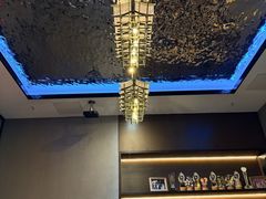 -屋有岛沉浸游戏旗舰店(中山公园店)