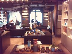 -光海书局(南京东路第一百货店)