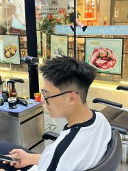 -M1山木造型国潮男士发型定制