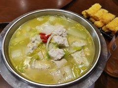 -东口码头·烧鸽子·鱼头泡饼·地方菜(金鹰悦城店)