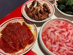 -厂花素芬九宫格火锅(红光店)