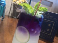 -ZING COFFEE 镜咖啡