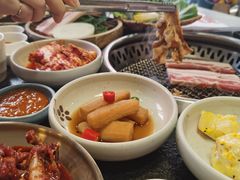 -草家酱蟹炭火烤肉店(珲春南路一店)