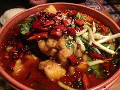 -云海肴·汽锅鸡·云南菜(天山百盛优客店)