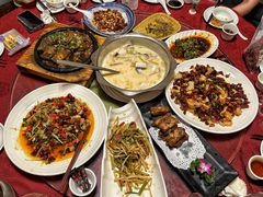 -东馆和天下特色餐饮(工农店)