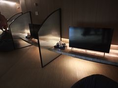 -涨巢·潮玩水疗局