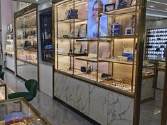 -世纪大明眼镜·林德伯格·蔡司官方授权店(武昌旗舰店)
