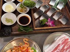 -围炉肉舍丹东海鲜烤肉·烤活鳗(步行街店)
