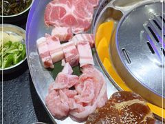 -哈哈碳都·牛肋条无限自助烤肉(宝龙店)