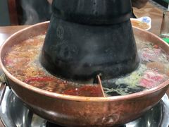 -楼外楼大刀肉传统火锅居(博学路店)